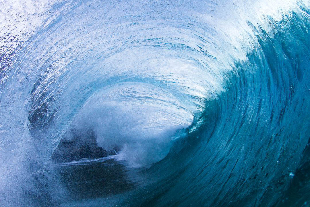 Waves & waveriding-Frenzy-1080×720-1080 x 720